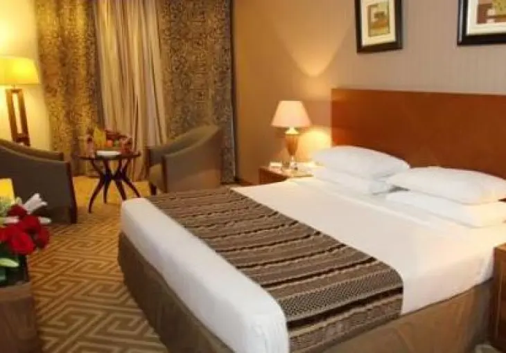 RAMADA DAR AL FAEZEEN