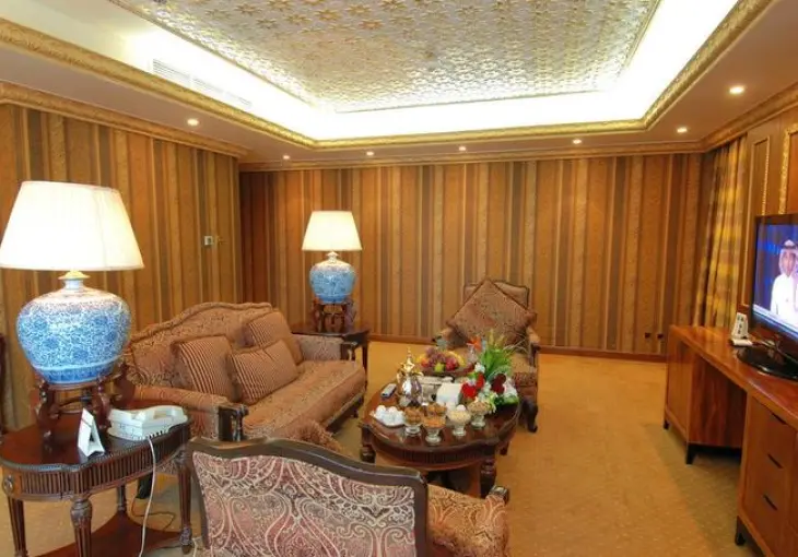AL NOKHBA ROYAL INN HOTEL MEDİNE
