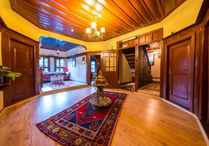 KADIOĞLU ŞEHZADE KONAKLARI